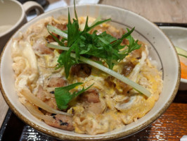 Dà Hù Wū Dōng Hú Diàn food