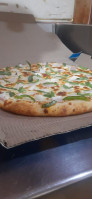 Dominar Pizza Qadian food