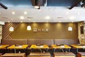 비와별 닭갈비 잠실점 inside