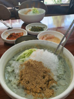 야사뽕잎칼국수 food