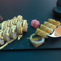 Sushi Plaza food
