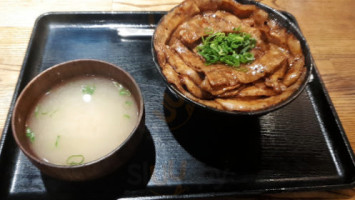 Niú Dòng Shí Táng food