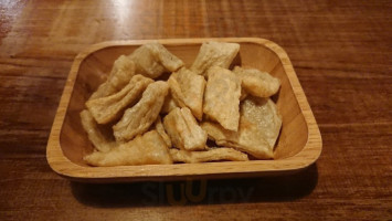 Zhí Jǐng Jiā Shāo Jiǎo Zi food