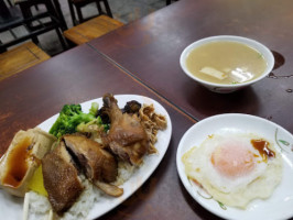 Jiā Yì Chē Tóu Huǒ Jī Ròu Fàn food