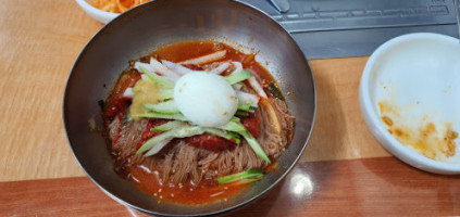 함흥냉면 food