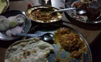 Dashmesh Dhaba (pure Veg) food