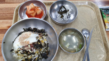 와따콩나물해장국 food