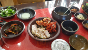 항아리보쌈 food