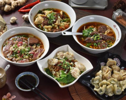 Zhāng Nǎi Nǎi Niú Ròu Miàn Zhāng Nǎi Nǎi Niú Ròu Miàn food