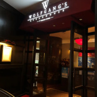 Wolfgang's Steakhouse Fukuoka inside