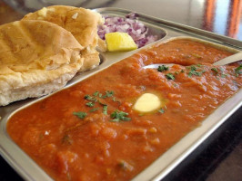 Sadhna Pavbhaji South Indian food