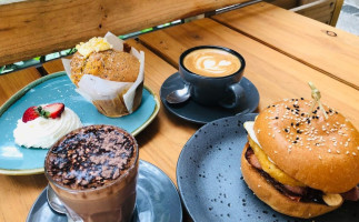 Burleigh Heads Bowls Club food