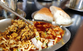 Navnath Bhel food