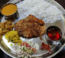 Om Sidhivinayak food