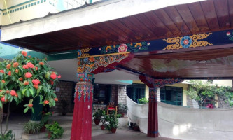 Rangpo Tourist Lodge outside
