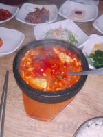 이화맷돌순두부 food