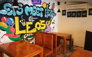 Leo's Cafe BistrØ inside