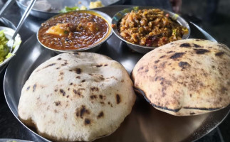 New Kathiyawad Bhayavadar Wala food