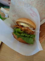 Mos Burger Yǔ Dōu Gōng Yán Cēng Diàn food