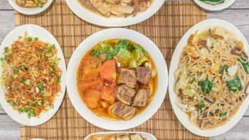 Tái Wān Yī Pǐn Lā Miàn Yǔ Dāo Xuē Miàn food
