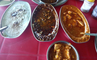 Gurbaksh Vaishno Punjabi Dhaba food