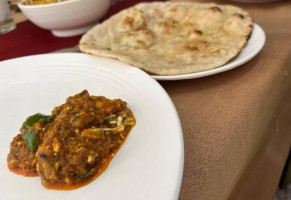Gujrati Thali, food
