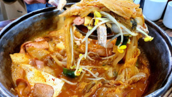 통김치찌개 food