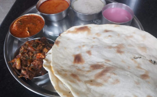 Shri Radhakrishna Dhaba food