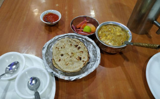 Chandralok Vaishno Dhaba food