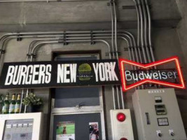 Burgers New York inside