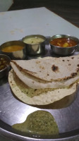 Gujarati Bhojnalay food