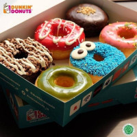 Dunkin Donut's Giant Bintaro Sektor 2 food