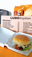 Ludo Kopitiam Moomoo Burger food