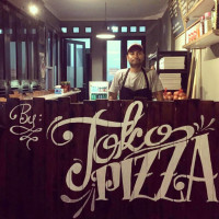 Toko Pizza Bintaro food
