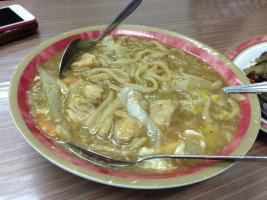 Lomie Chinese Food food