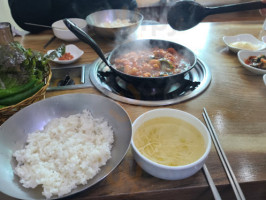 고향산천 food