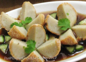 Bubur Ayam Empek-empek Palembang Ny. Suharti food
