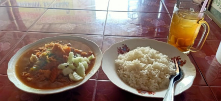 Warung Makan Perjuangan Bung Hasan food