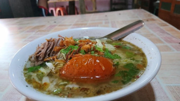 Soto Mbah Nyamin food