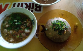 Baso Mangkok Mang Aris food