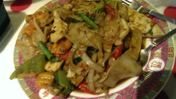 P'nut Asian Kitchen food
