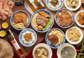 Lǔ Shí èr Lǔ Ròu Fàn Jué Mín Diàn food