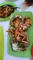 Special Seafood Mitra Sari inside