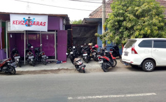 Bakso Urat Mie Ayam Ceker Pak Di 354 outside