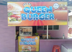 Kedai Queen Burger food