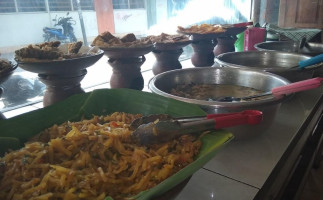 Warung Makan Prasmanan Reza food