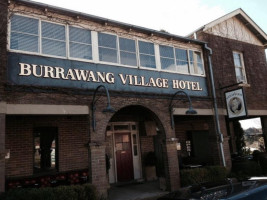 Burrawang Village Hotel outside