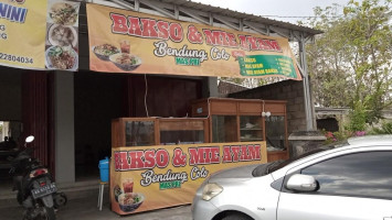 Warung Makan Bakso Bendung Colo outside