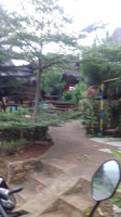 Saung Mirasa outside