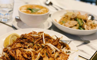 Thai Pan Kitchen food